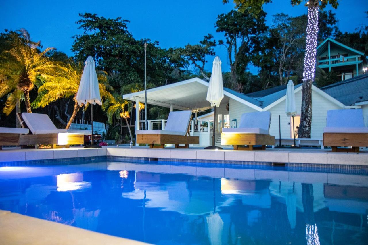 Luna Beach Luxury Boutique Beach Front Resort Jobs Bight Exterior foto