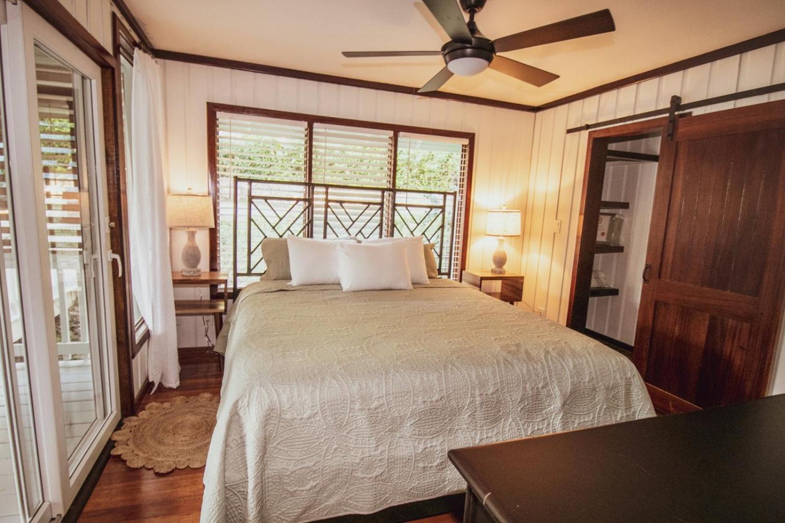 Luna Beach Luxury Boutique Beach Front Resort Jobs Bight Exterior foto