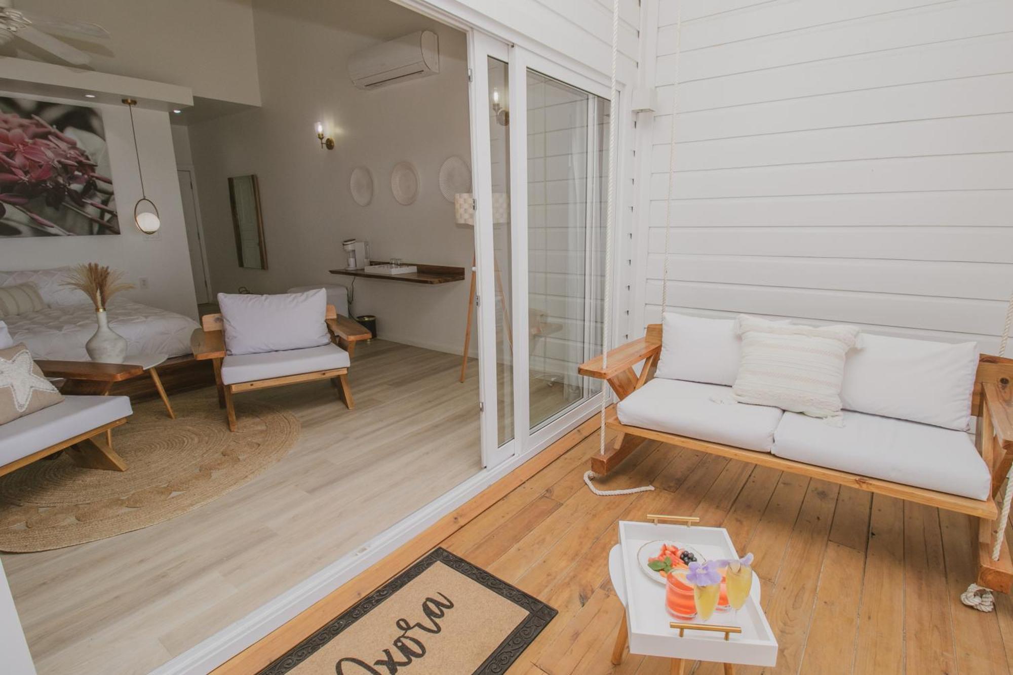 Luna Beach Luxury Boutique Beach Front Resort Jobs Bight Exterior foto