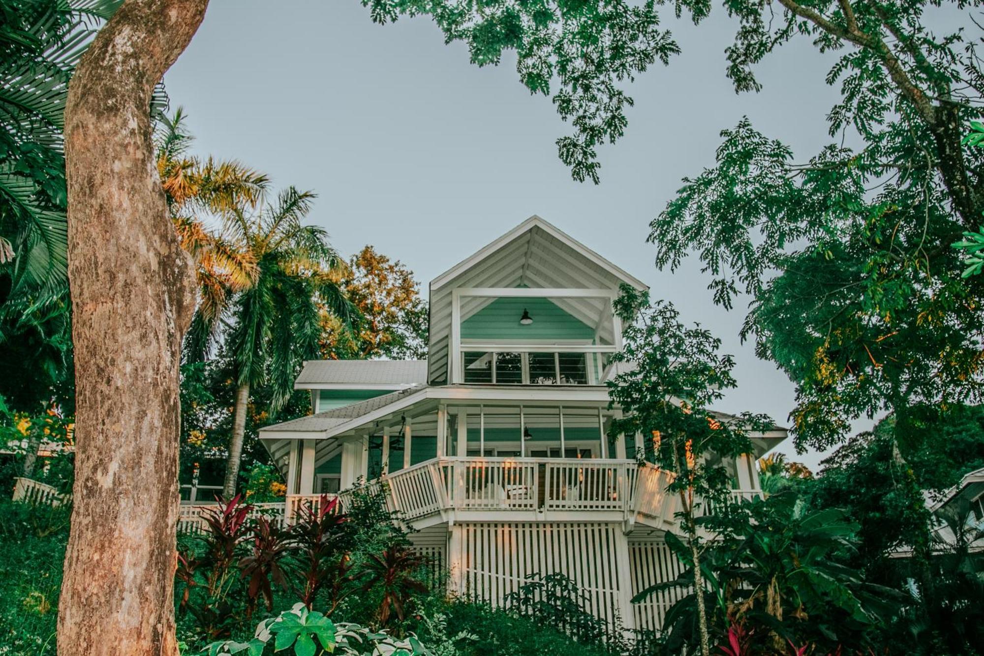Luna Beach Luxury Boutique Beach Front Resort Jobs Bight Exterior foto