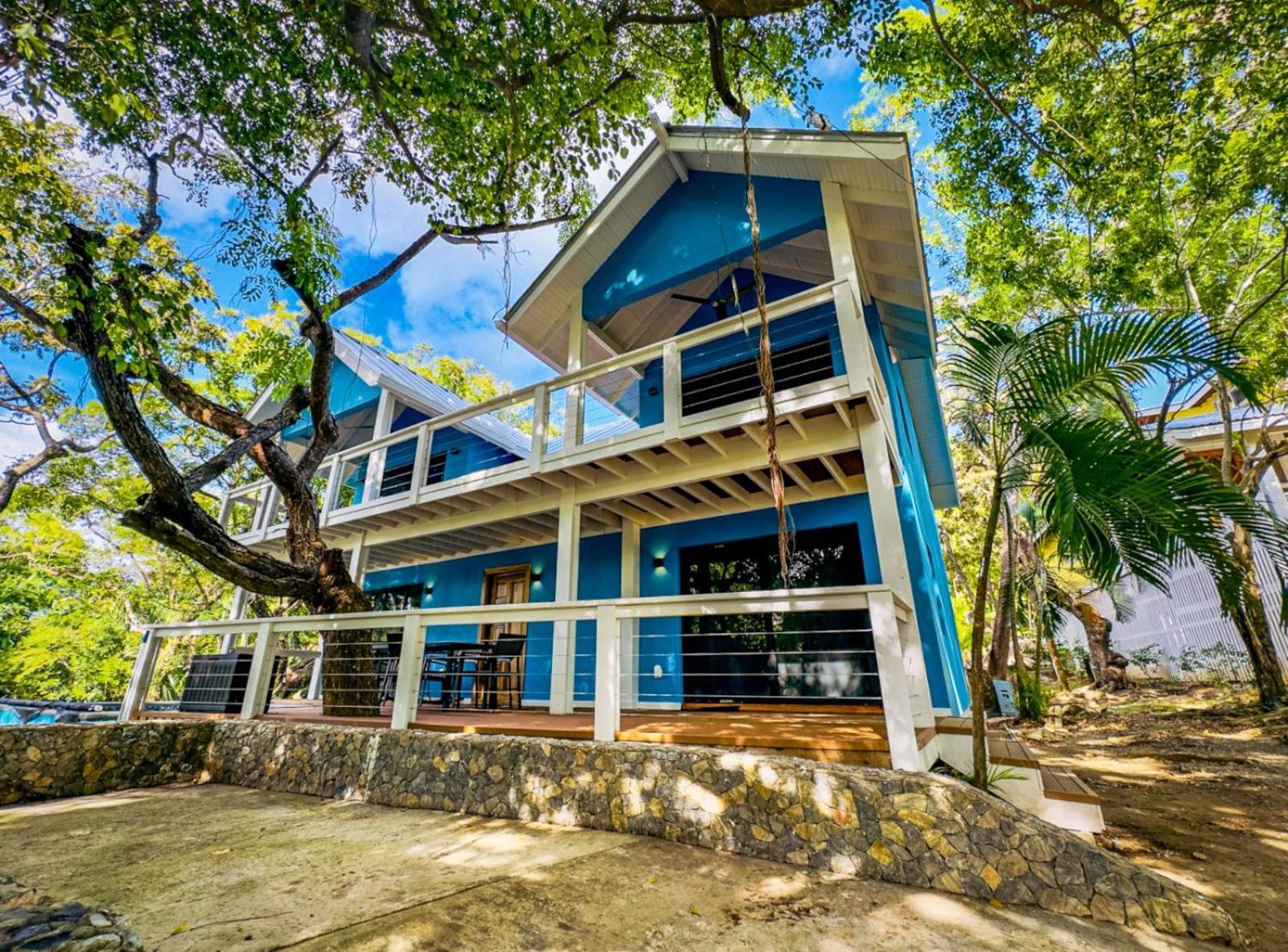 Luna Beach Luxury Boutique Beach Front Resort Jobs Bight Exterior foto