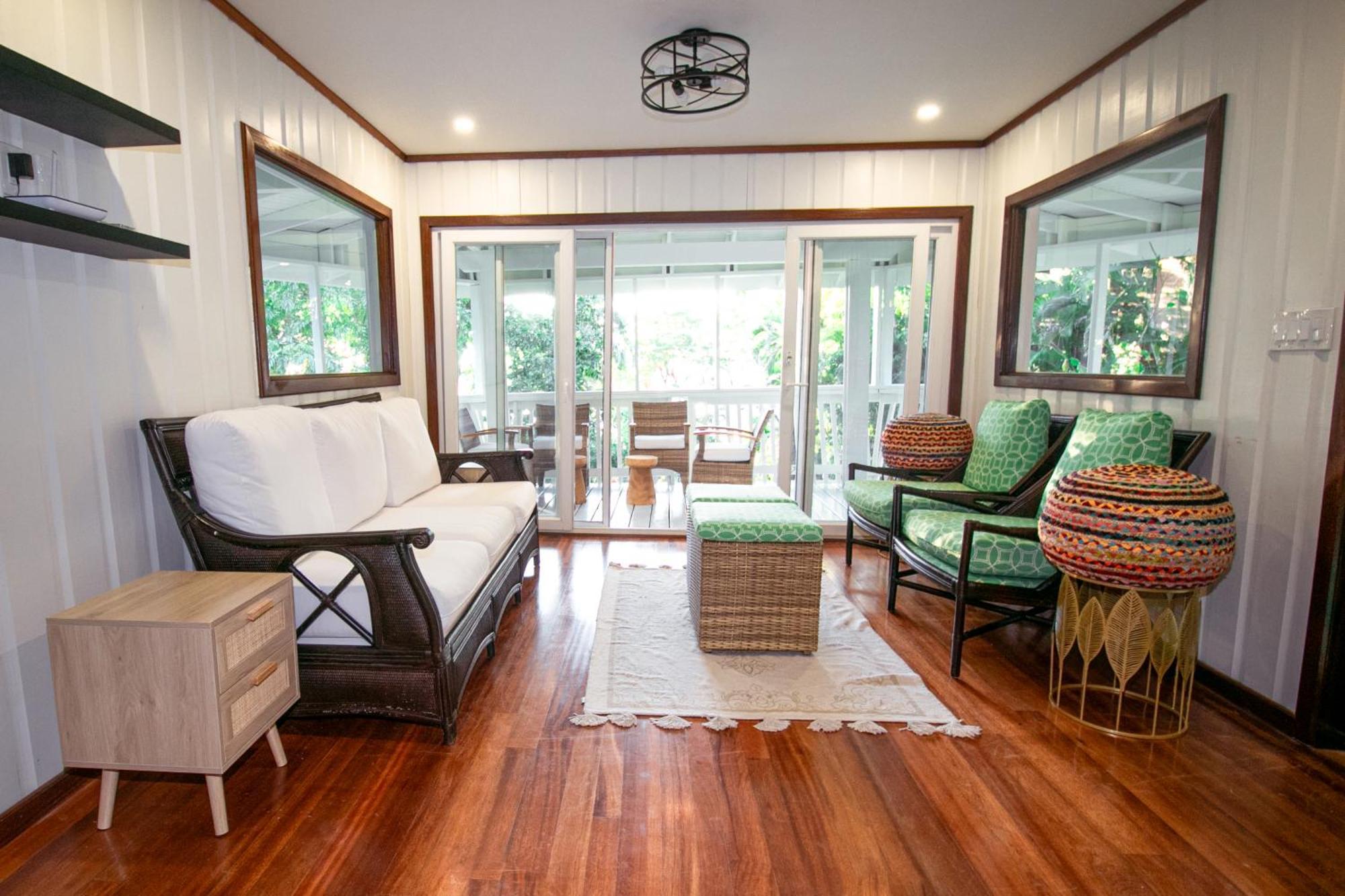 Luna Beach Luxury Boutique Beach Front Resort Jobs Bight Exterior foto
